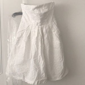Gap strapless eyelit dress